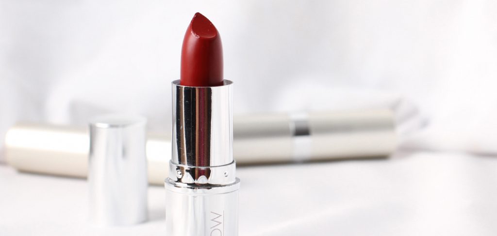 How to Fix Lipstick That Won't Twist