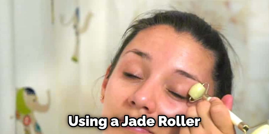 Using a Jade Roller