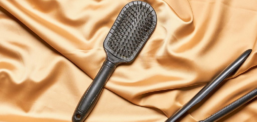 How to Clean a Straightening Brush