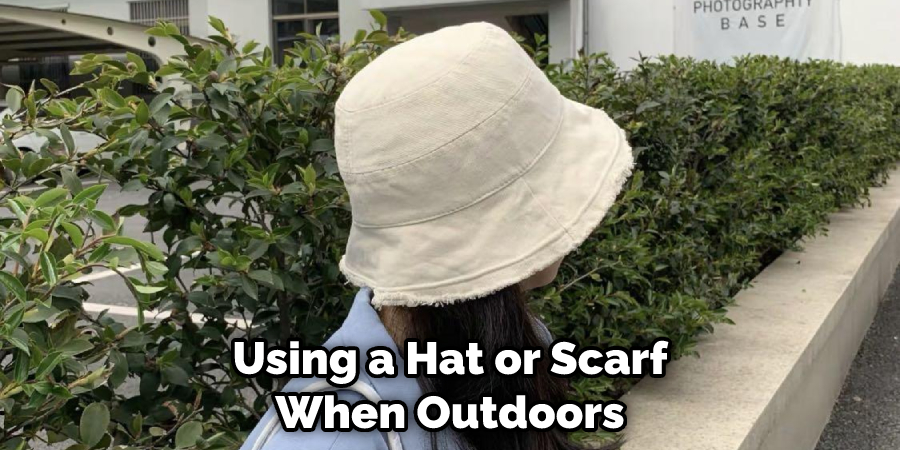 Using a Hat or Scarf When Outdoors