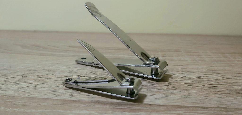 How to Use Frida Nail Clippers