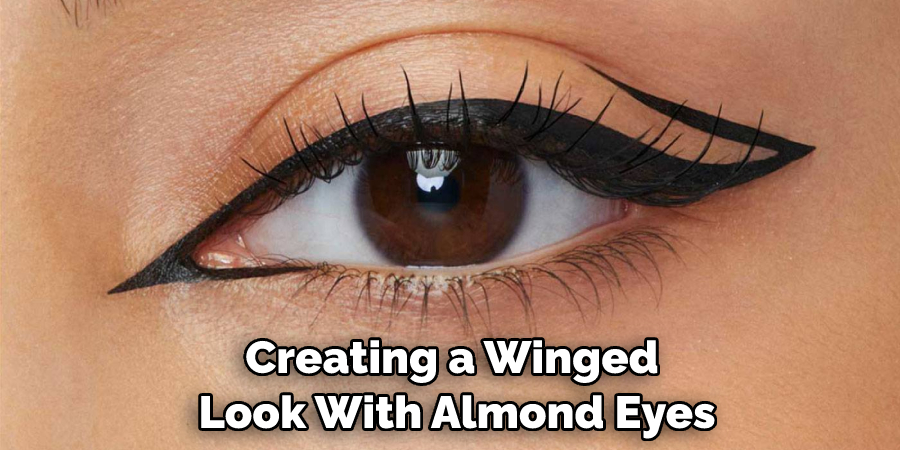 Creating a Winged Look With Almond Eyes