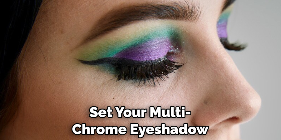 Set Your Multi-chrome Eyeshadow