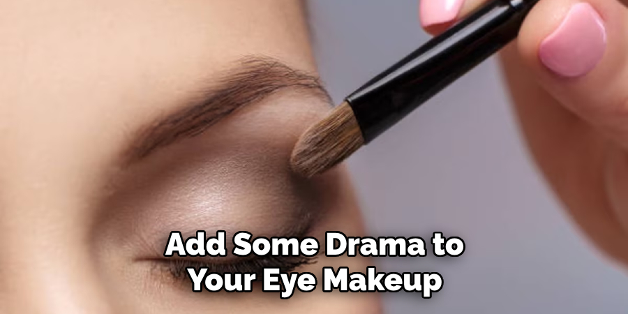 Add Some Drama to Your Eye Makeup