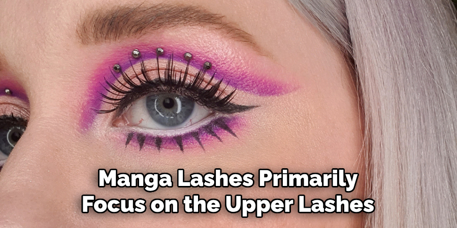 Manga Lashes Primarily Focus on the Upper Lashes