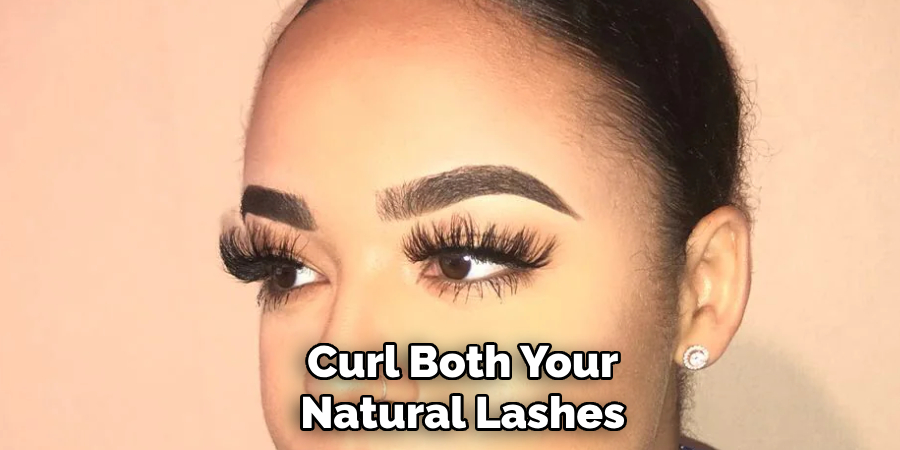 Curl Both Your Natural Lashes