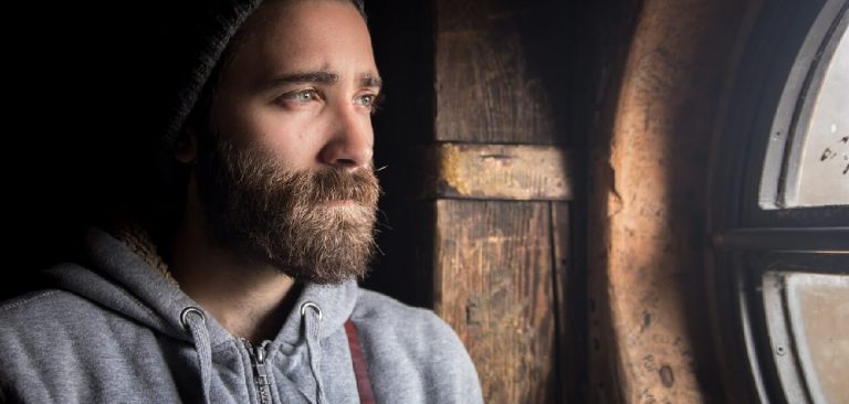 How to Shape a Beard as It Grows