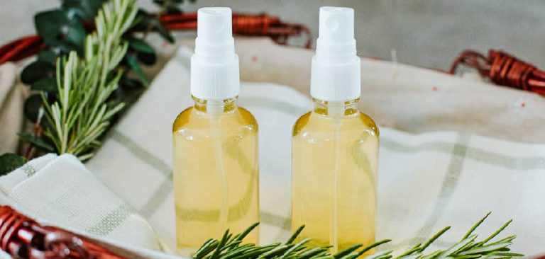 How to Make Clove and Rosemary Water for Hair Growth
