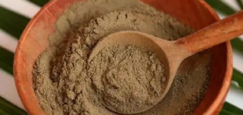 How to Use Eclipta Alba Powder for Hair