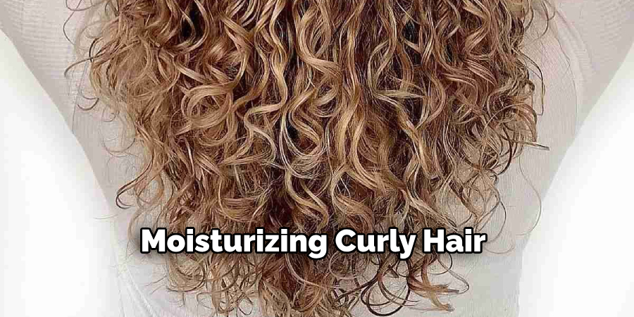 Moisturizing Curly Hair 