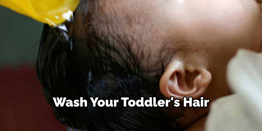 Wash Your Toddler's Hair