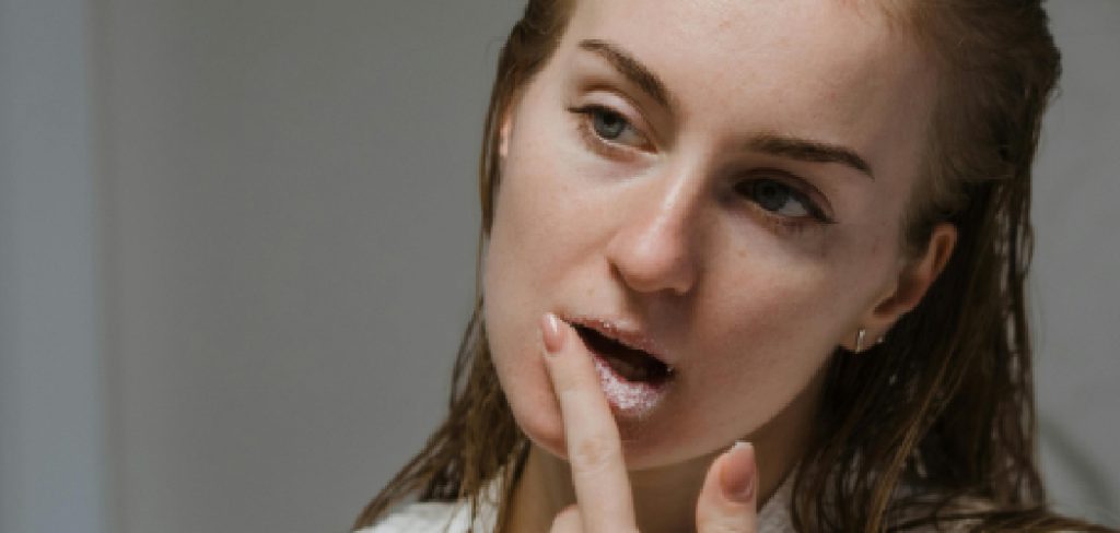 How to Use Lip Exfoliator