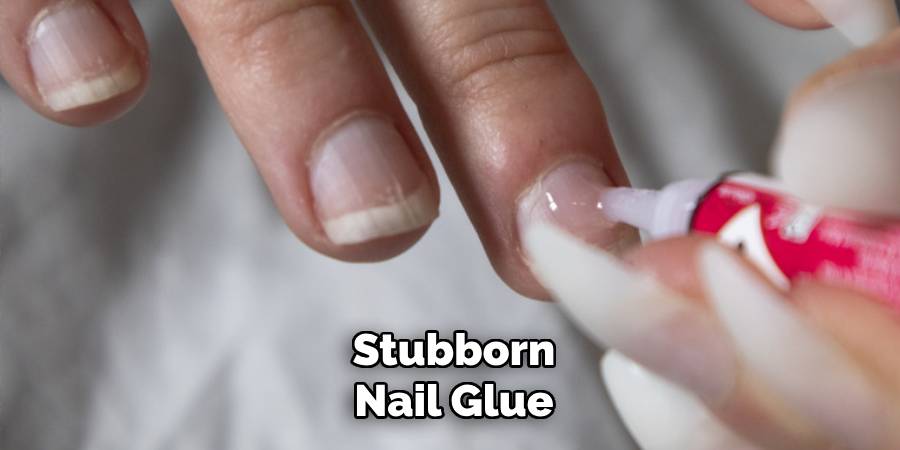 Stubborn
Nail Glue