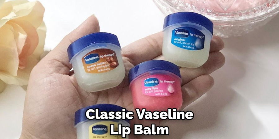 Classic Vaseline
Lip Balm