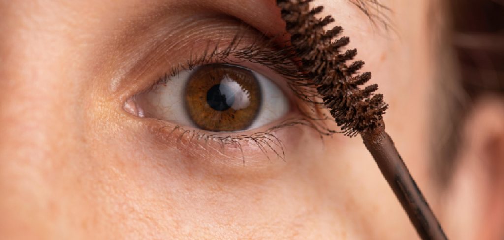 How to Use Brow Gel