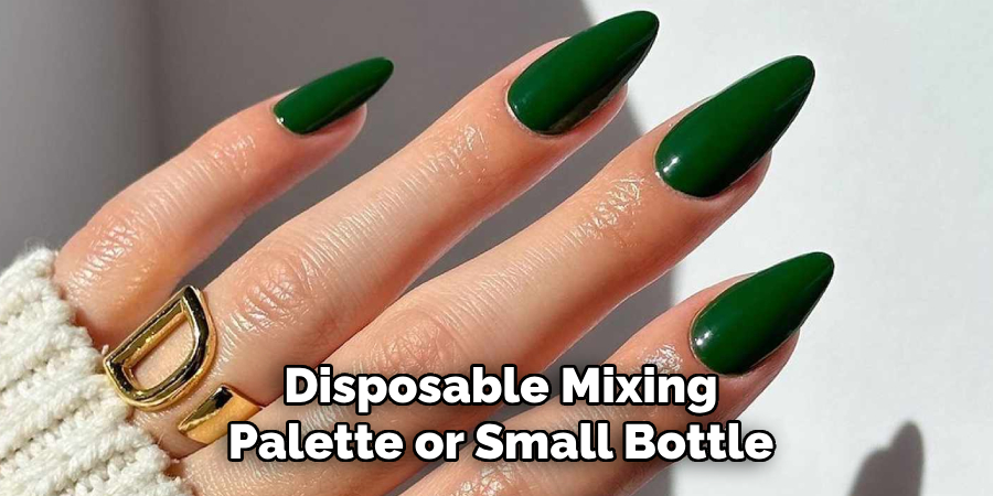 Disposable Mixing
Palette or Small Bottle