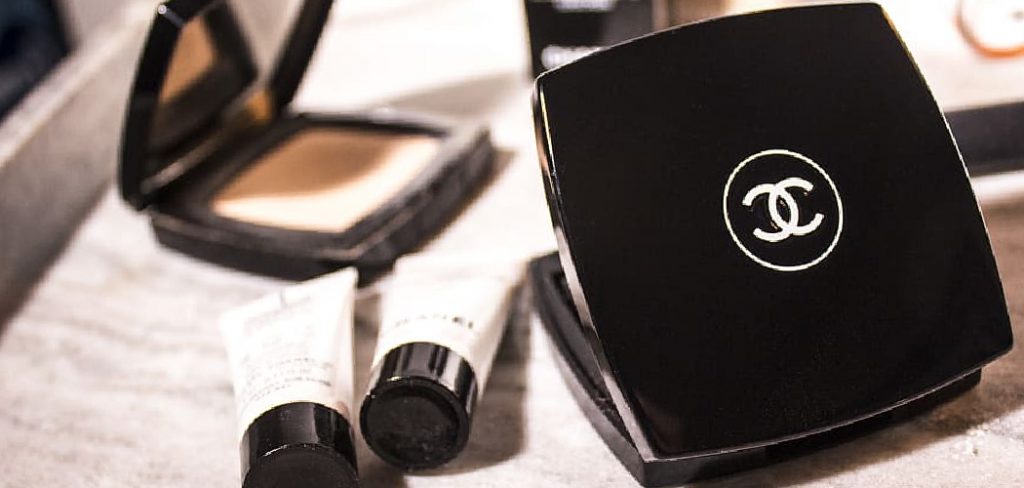 How to Apply Magnetic Lashes