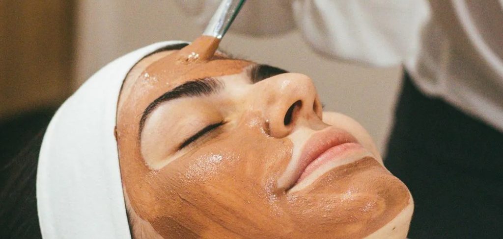 How to Relax Eyelash Lift