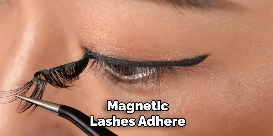 magnetic lashes adhere
