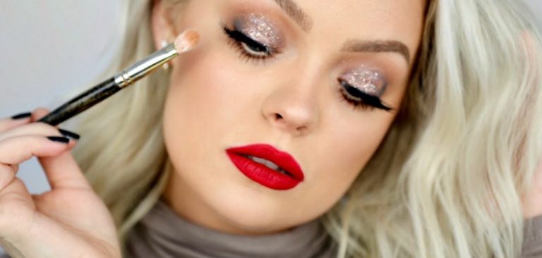 How to Do Holiday Makeup