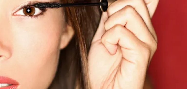 How to Do Makeup for Prom
