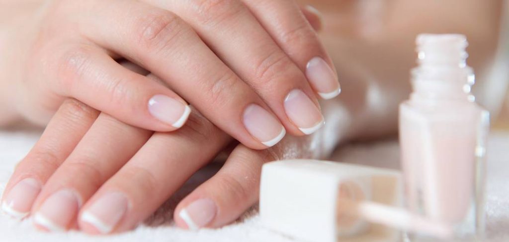 How to Apply Gel Nail Strips