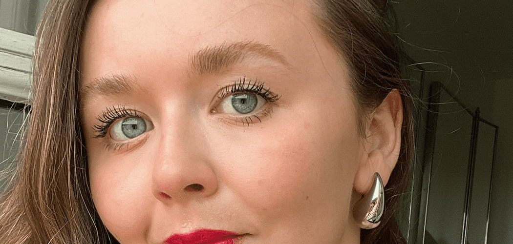 How to Get Natural Long Lashes