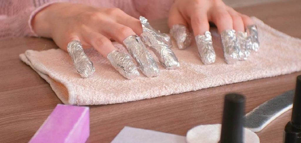 How to Use Cuticle Remover