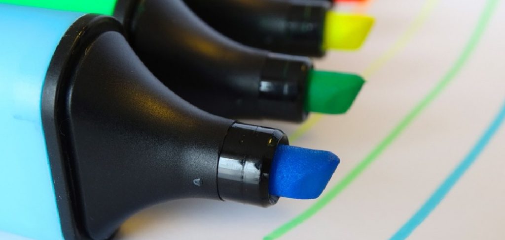 How to Use Highlighter Pen