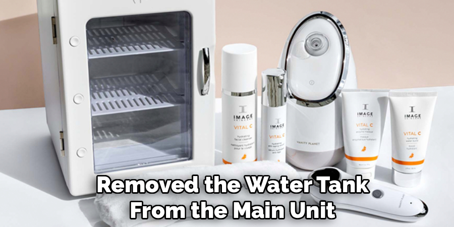 Removed the Water Tank
From the Main Unit