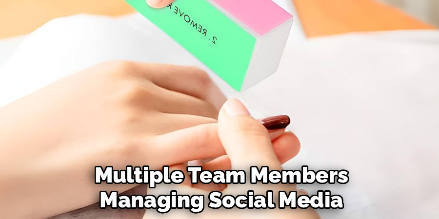 Multiple Team Members
Managing Social Media