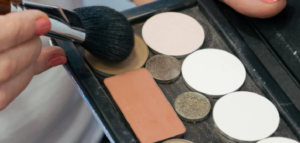 How to Apply Makeup with a Foundation Brush