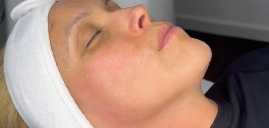 How to Contour a Round Face