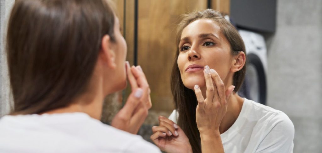 How to Hide Moustache With Makeup