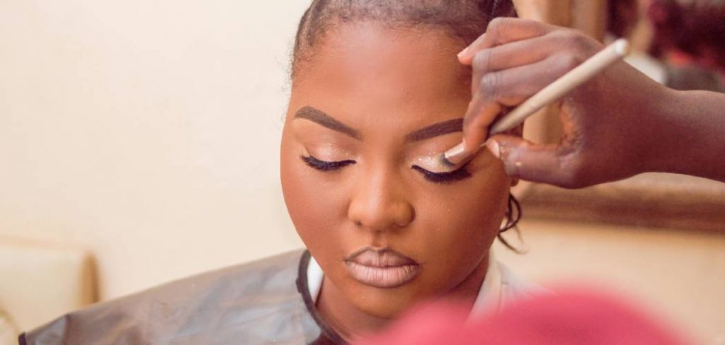 How to Look Older with Makeup