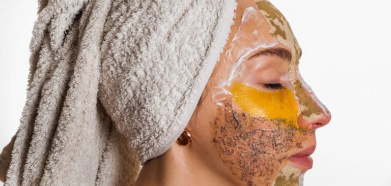 How to Make Face Mask With Turmeric Powder
