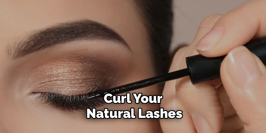 curling your own lashes