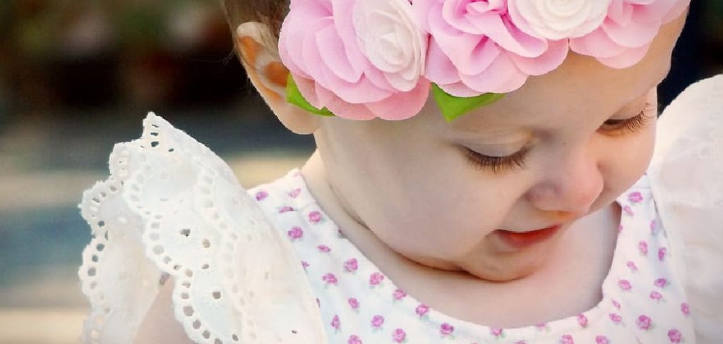 How to Wear a Headband with a Fringe