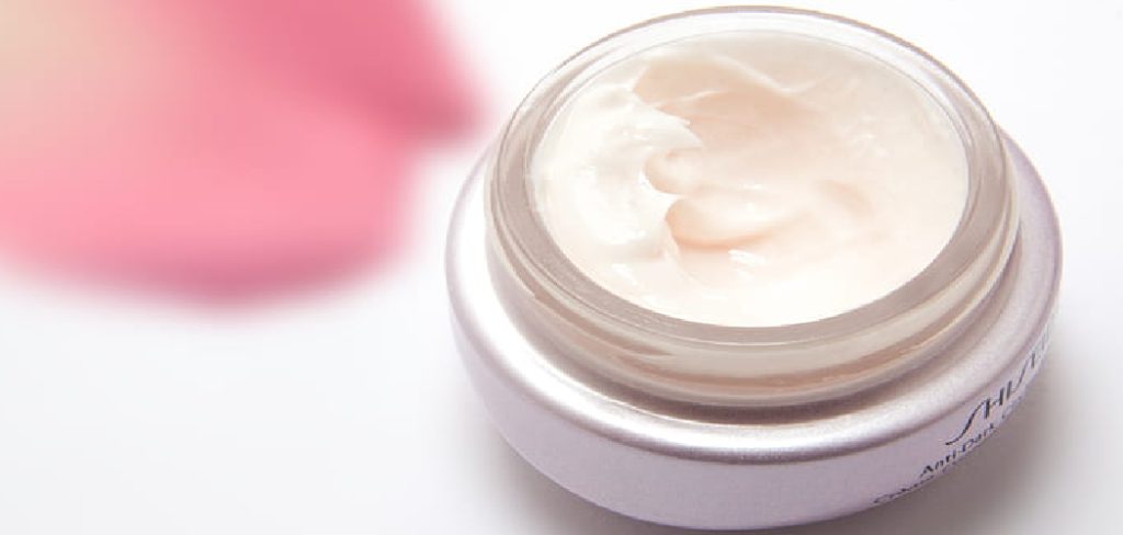 How to Use StriVectin Eye Cream