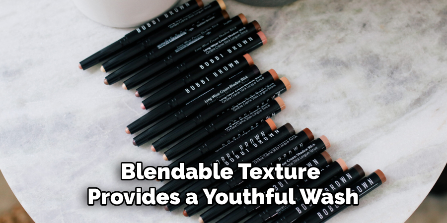 Blendable Texture
Provides a Youthful Wash
