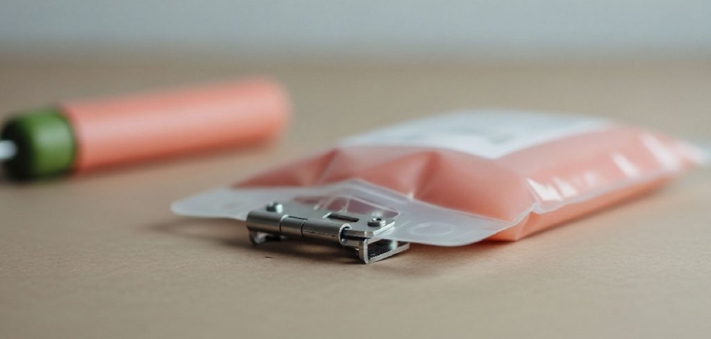 How to Use Hourglass Liquid Blush