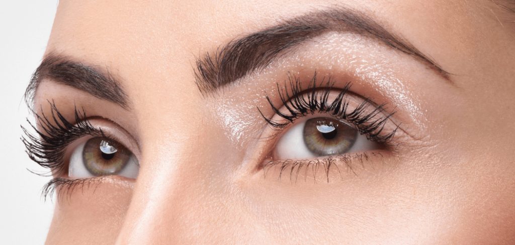How to Grow Eyelashes Back After Extensions