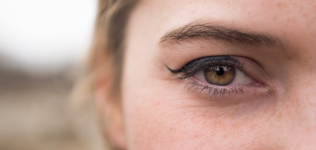 How to Fix Patchy Makeup