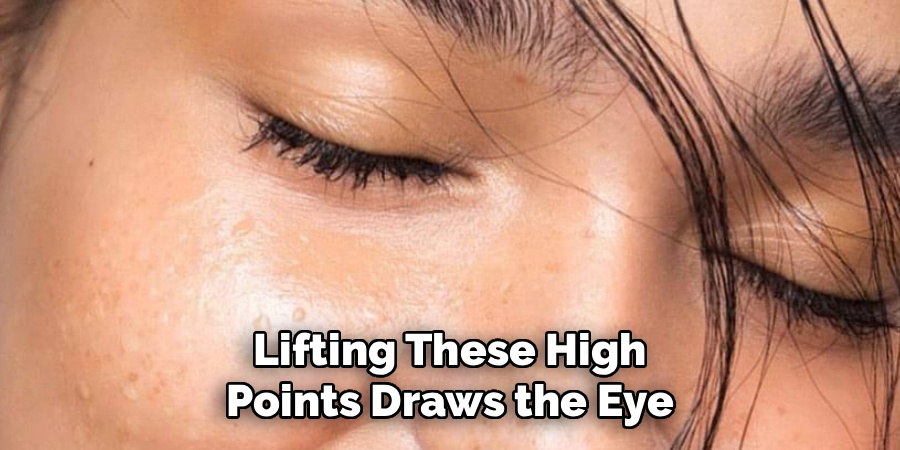 Lifting These High Points Draws the Eye