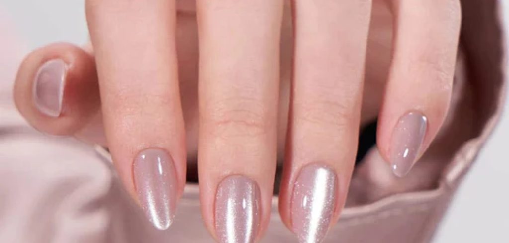How to Store False Nails