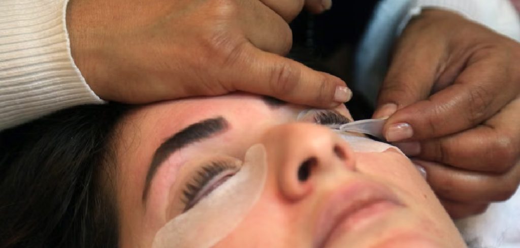 How to Cover Burns with Makeup