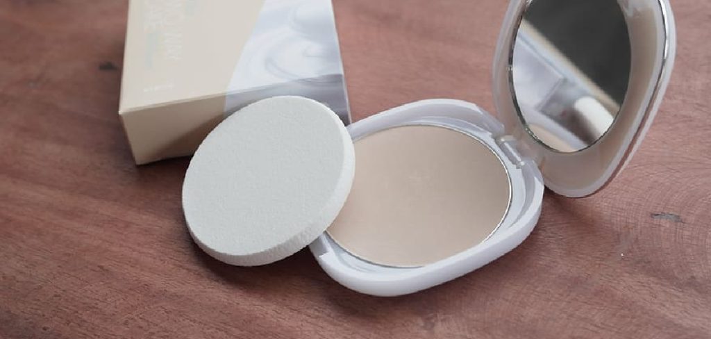 How to Clean Compact Powder Case